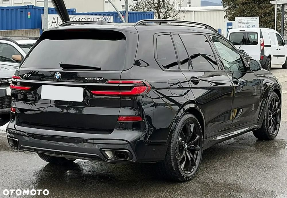 BMW X7 2026 photo 3