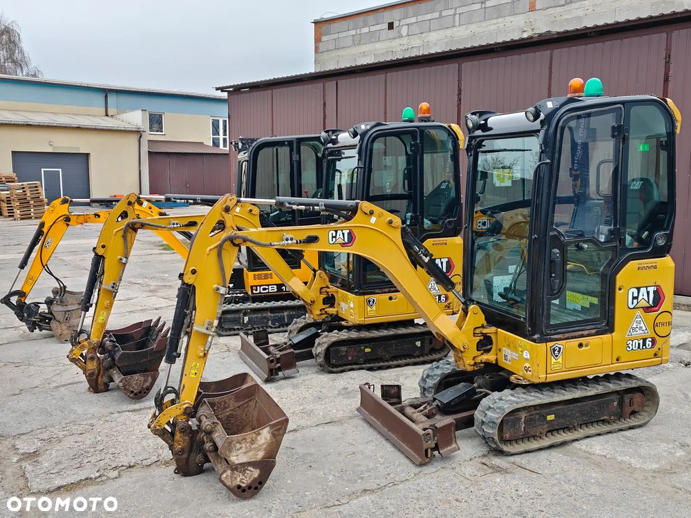 Caterpillar 301.6 - 25