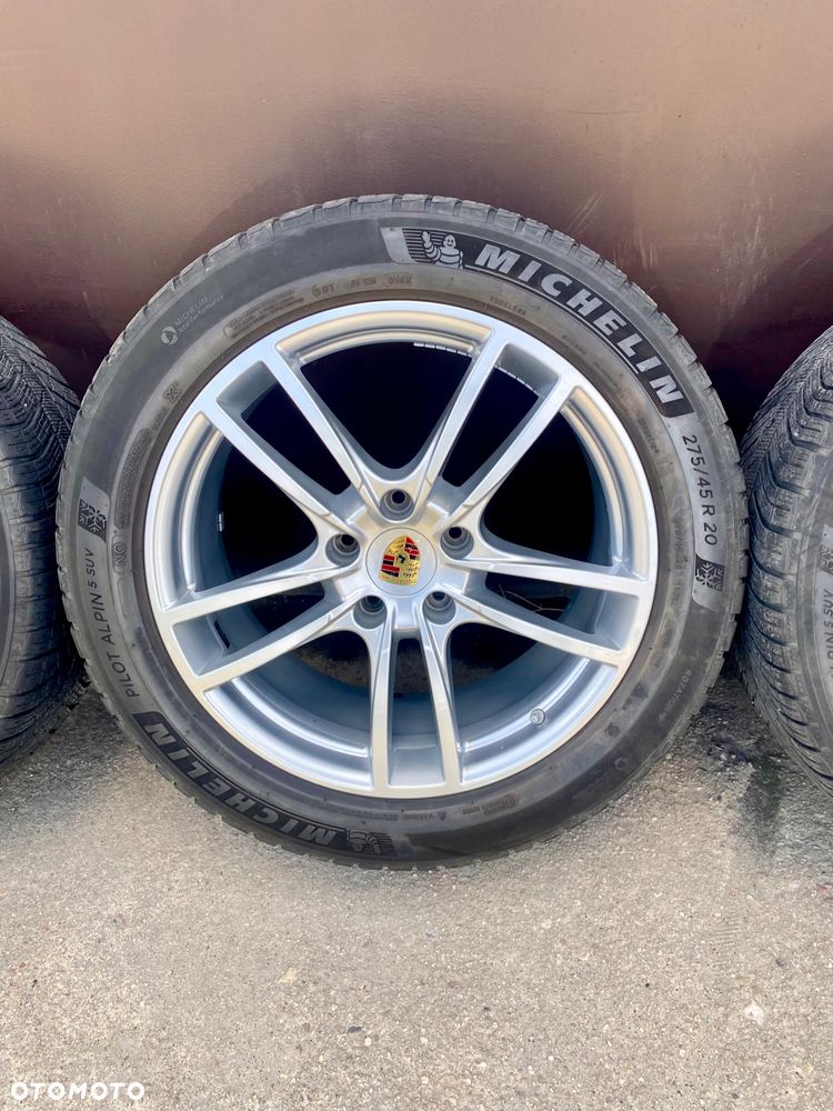 Felgi 20" Porsche (OE) 9Y0, opony Michelin Pilot Alpin 5 SUV - Kompletne koła zimowe od Porsche Cayenne III 9YA/9YB '18 - 5