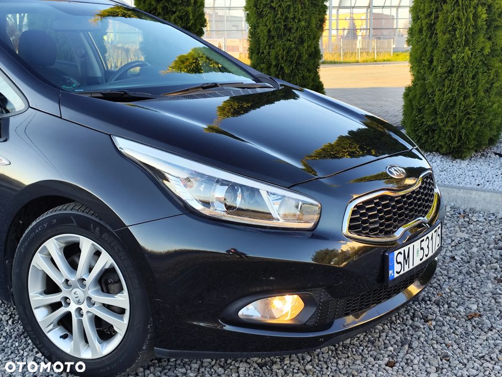 Kia Ceed Cee'd 1.6 GDI M - 18
