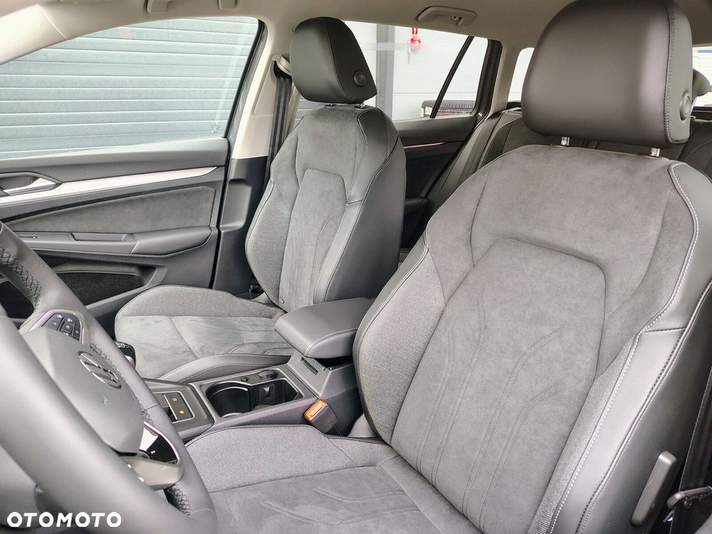 Volkswagen Golf Variant - 16