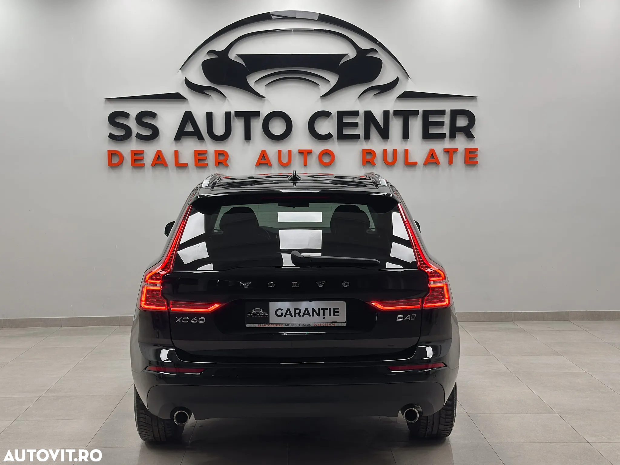Volvo XC 60 D4 AWD Momentum - 8