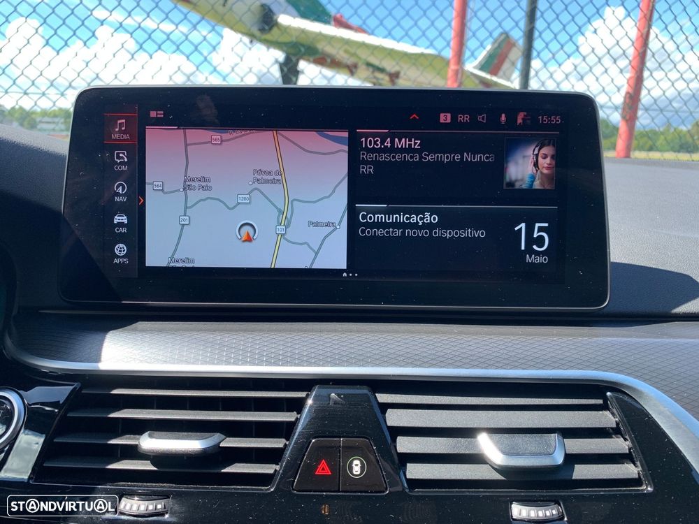 BMW 530 e Pack Desportivo M Pro - 27