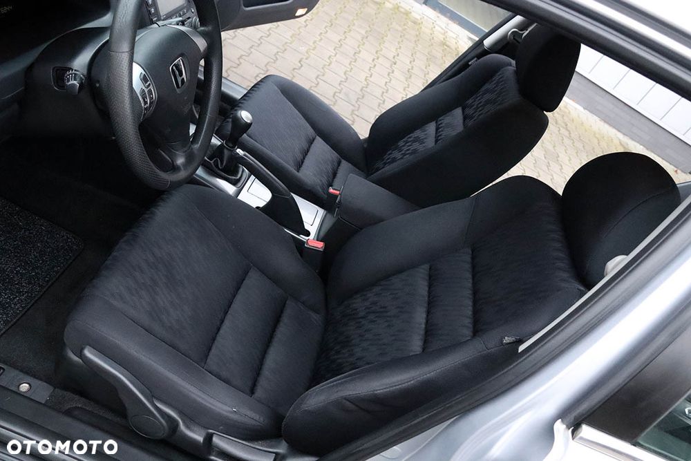 Honda Accord 2.0 i Executive - 24