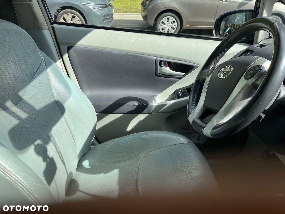 Toyota Prius 1.5 VVT-i Prestige - 6