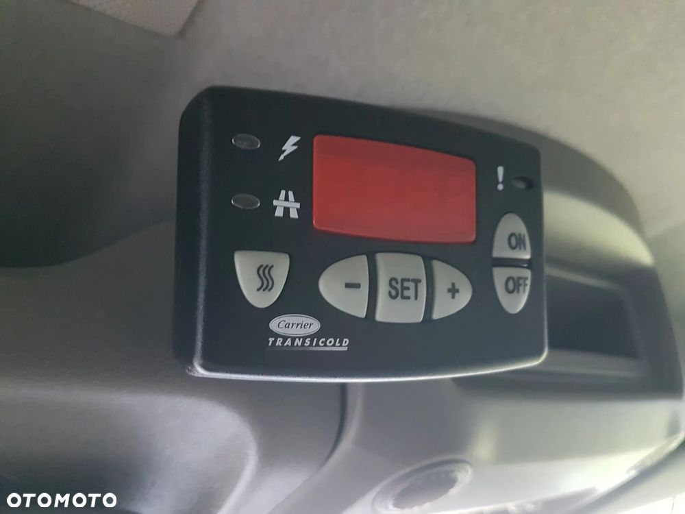 Renault MASTER 8EP CHŁODNIA 4,21x2,11x2,00 IZOTERMA AGREGAT CARRIER XARIOS 350 ZASILANIE Z SILNIKA + ELEKTRYCZNE STACJONARNE KLIMA - 34