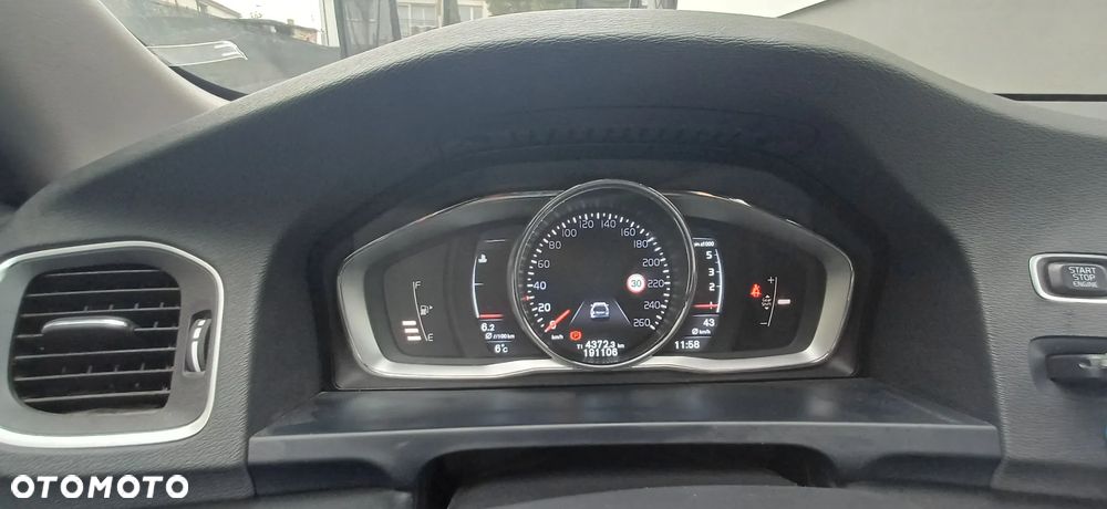 Volvo V60 D4 Summum - 13