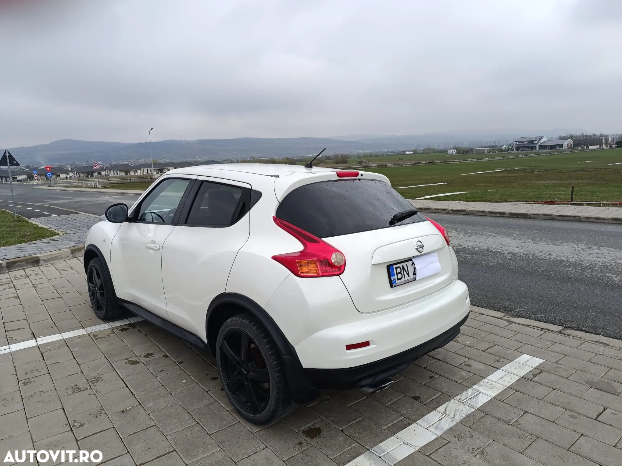 Nissan Juke 1.6L DIG-T XTRONIC-M8 4X4 N-Connecta - 6