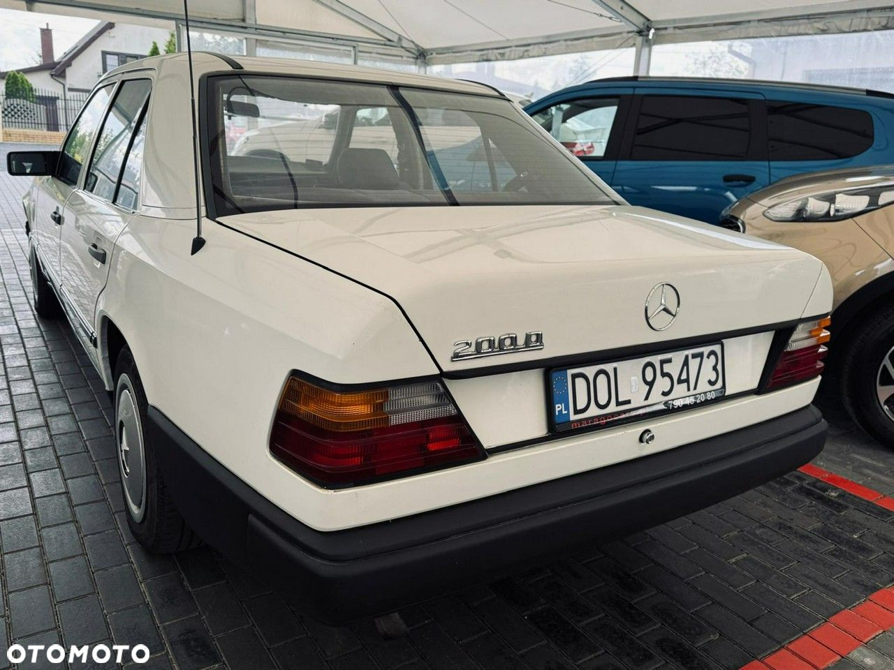 Mercedes-Benz W124 (1984-1993) - 13