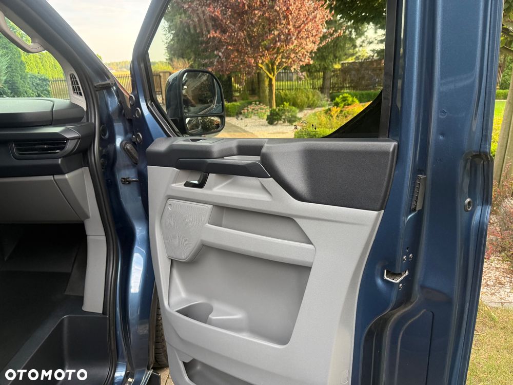 Ford Transit Custom 320 L2H1 Limited 2.0 150KM - 26