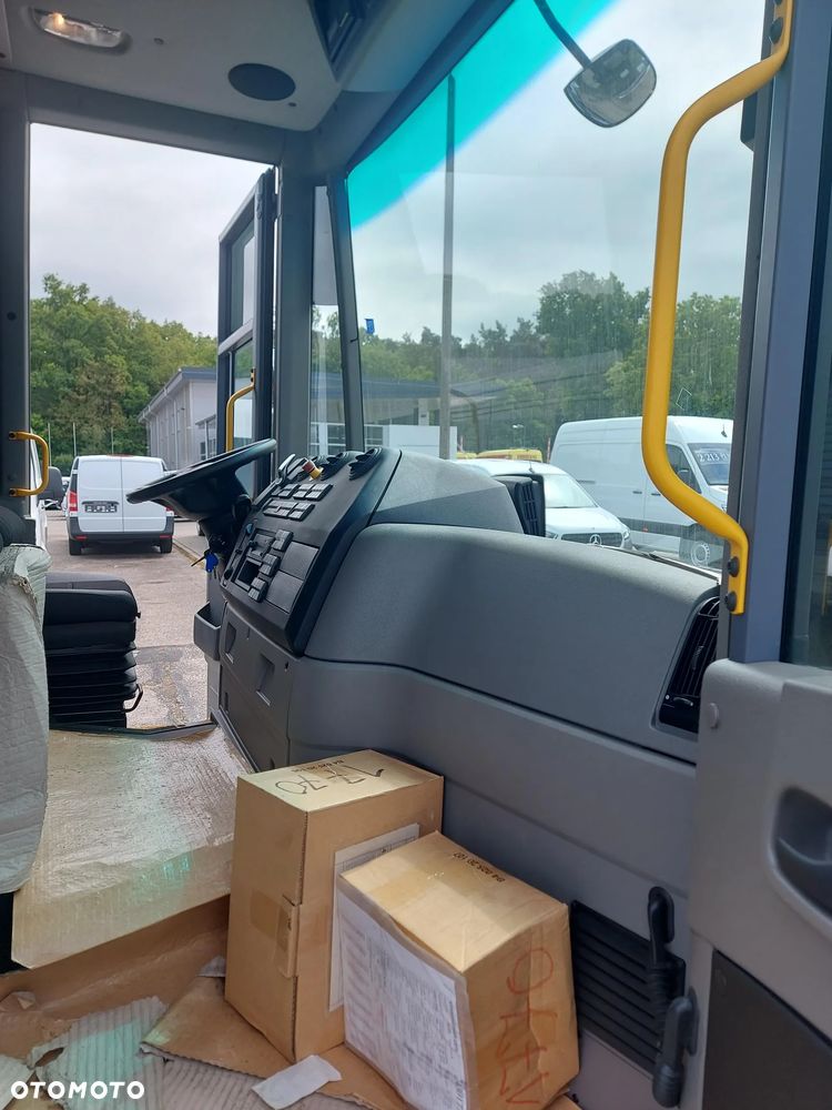 Mercedes-Benz Econic 2630 L ENA - 13
