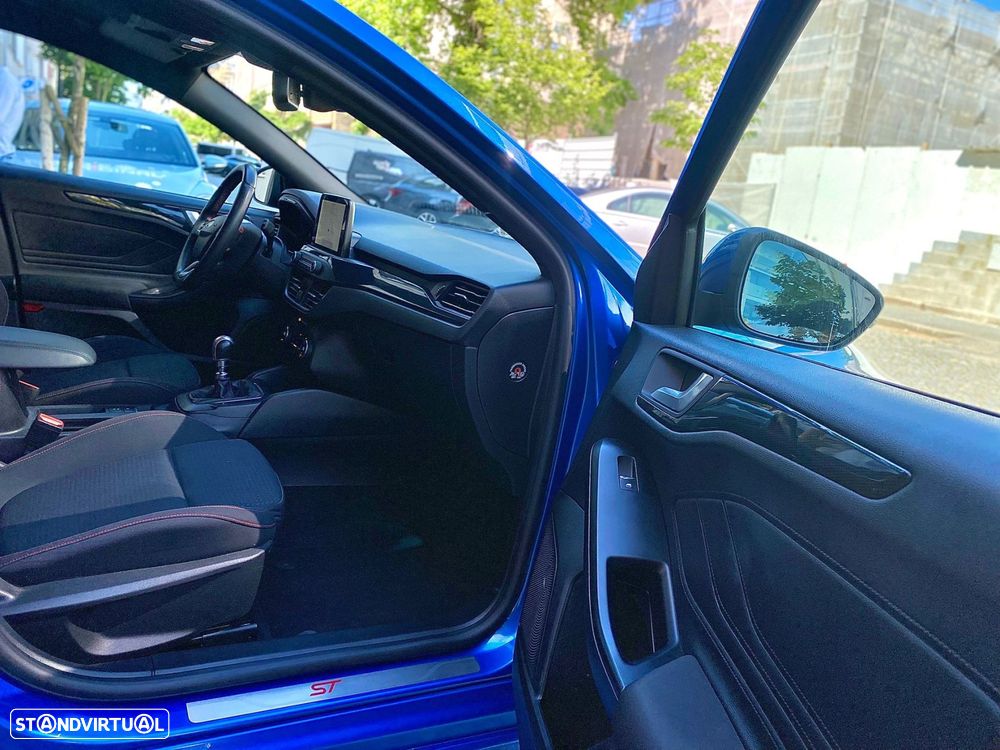 Ford Focus SW 1.5 TDCi ST-Line - 24