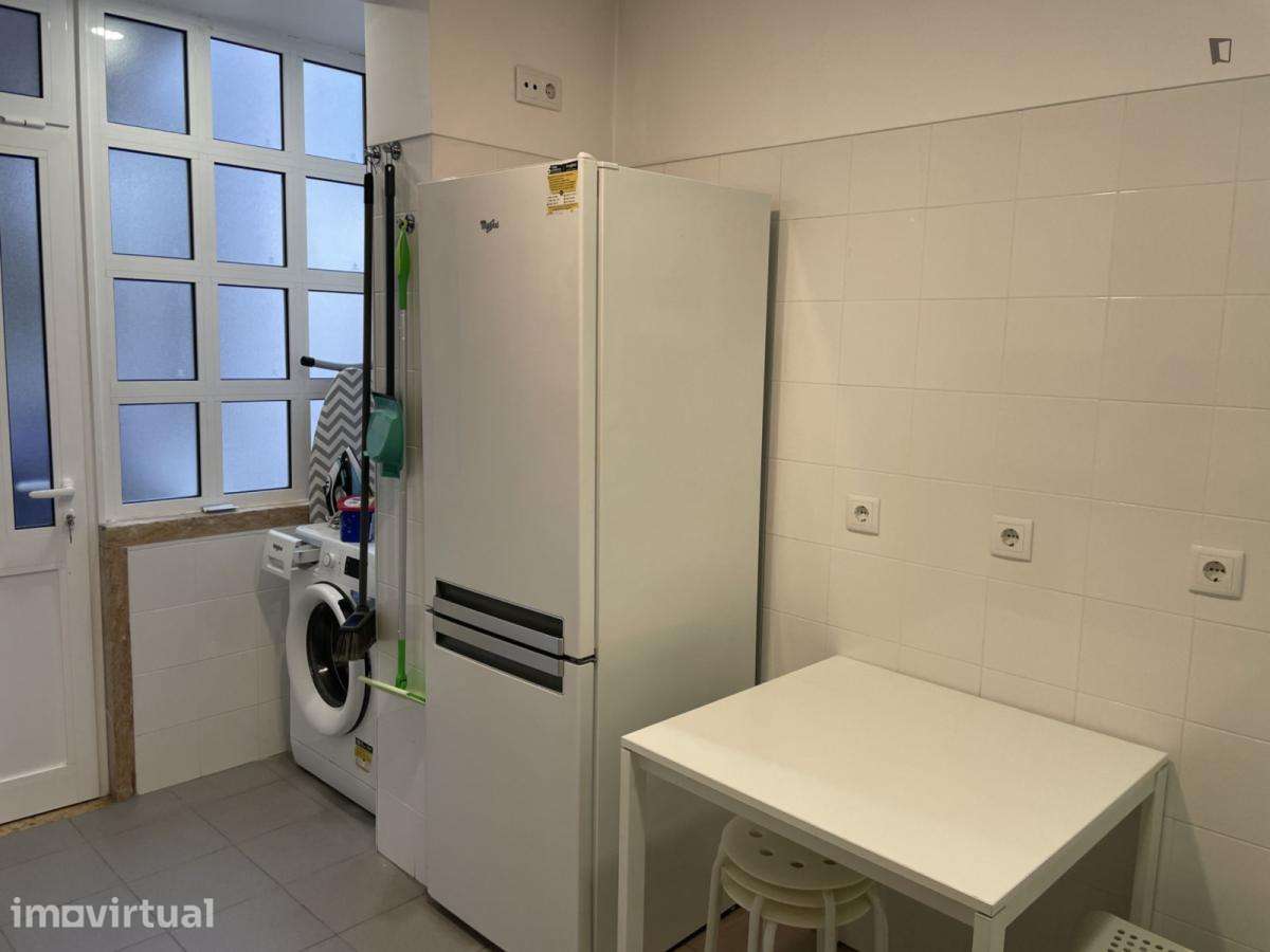 Quarto - localizado em Santa Apolónia Lisbon - Grande imagem: 3/7