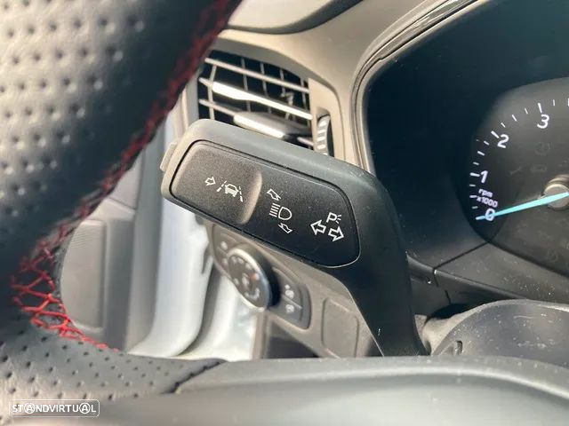 Ford Focus 1.0 EcoBoost MHEV ST-Line - 20