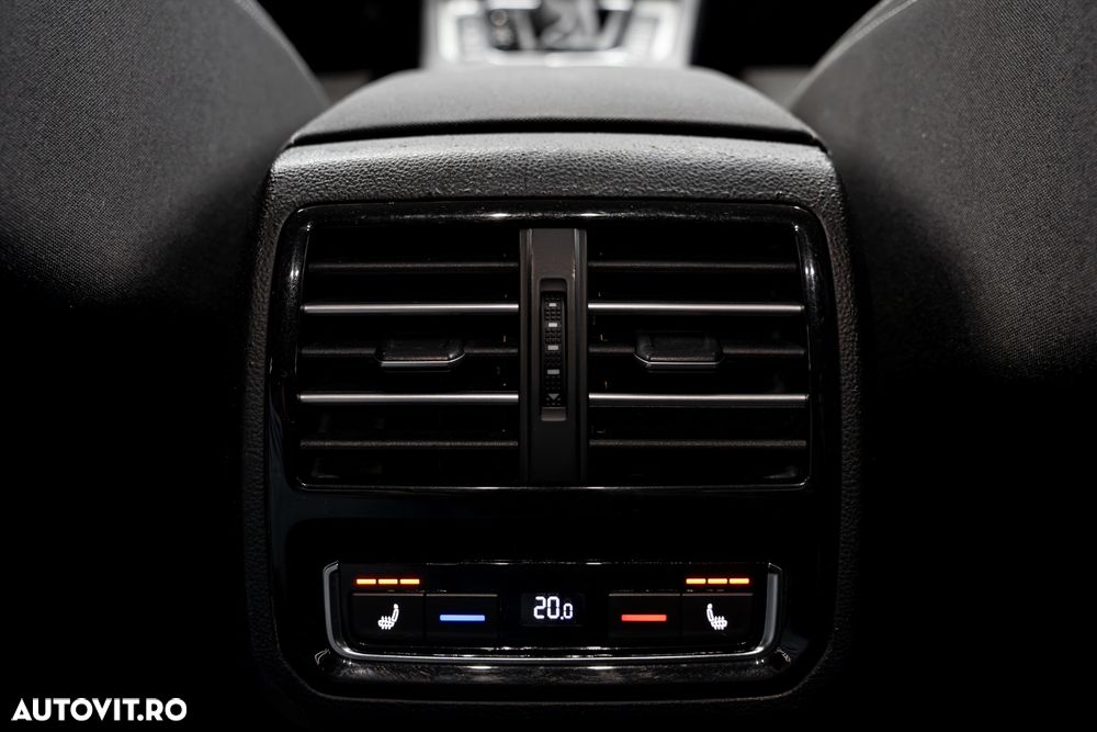 Volkswagen Passat 2.0 TDI DSG Comfortline - 19
