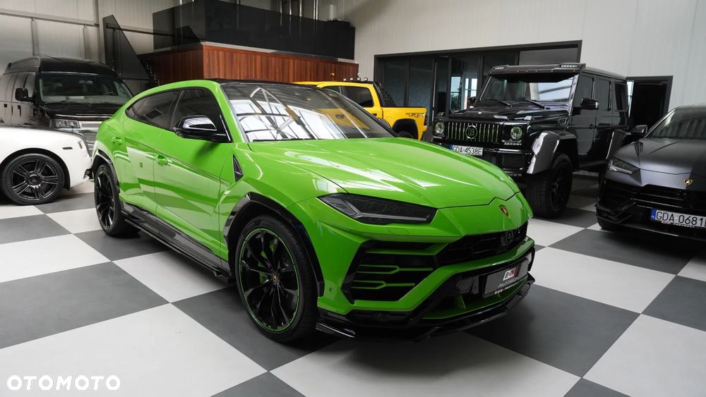 Lamborghini Urus - 14