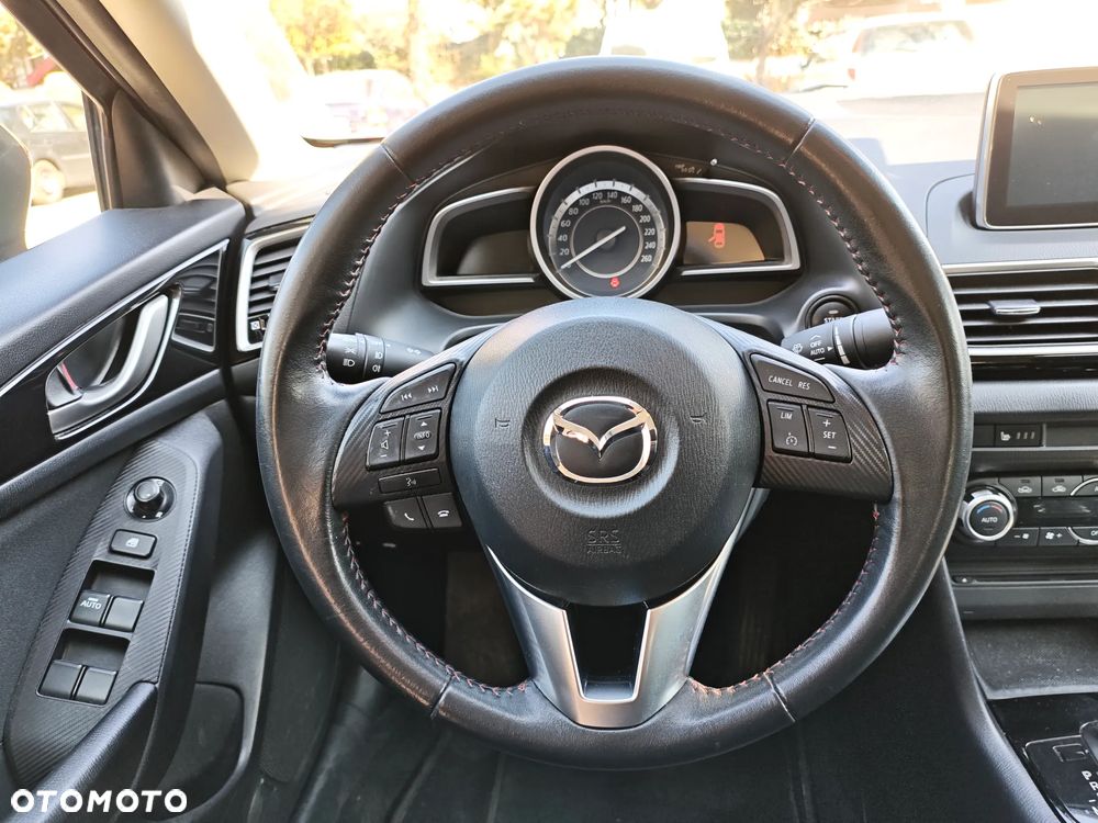 Mazda 3 - 10