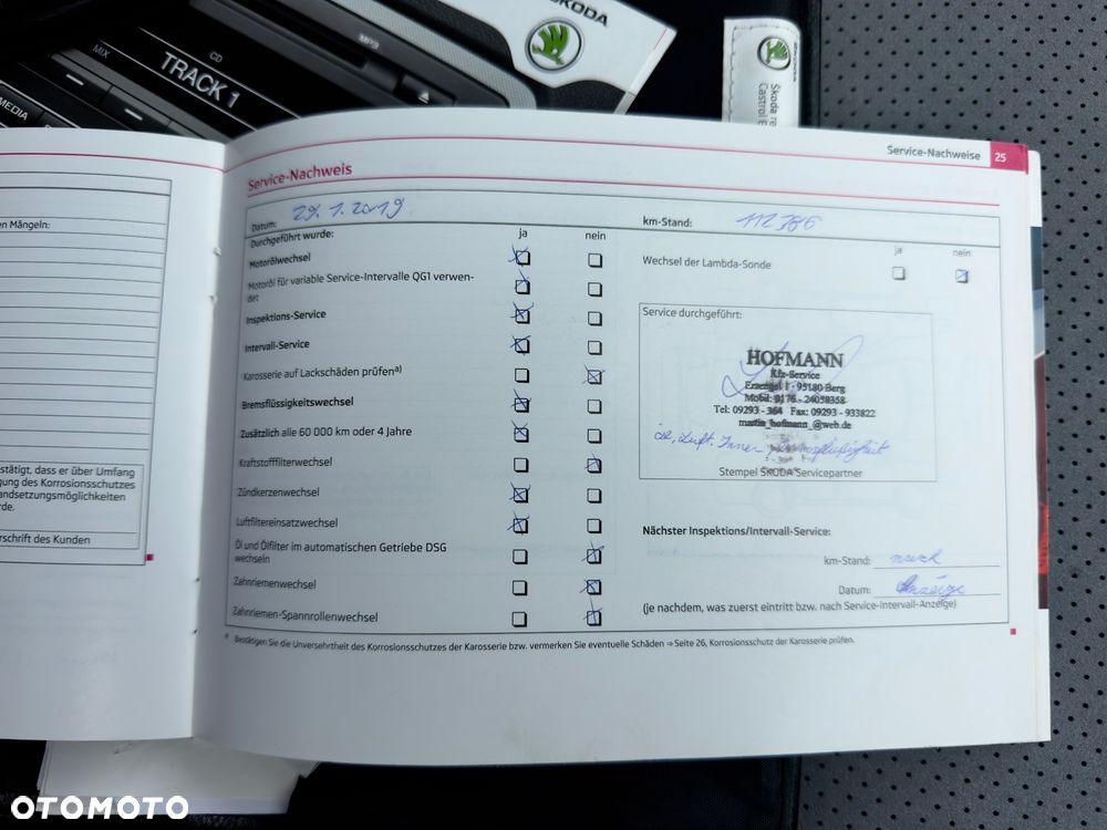Skoda Octavia 2.0 TSI RS - 29