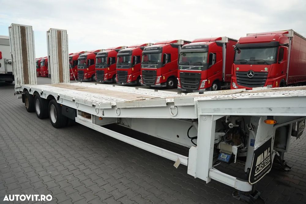 Altul REMORCA AUTO AMC CASTERA / ÎNCĂRCARE JOSĂ / 13,5 M / TABEL HIDRAULIC / TABELE HIDRAULICE / AX DE DIRECȚIE / TRONCIU - 17