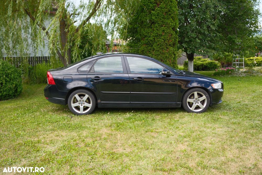 Volvo S40 D2 Rdesign Edition - 1