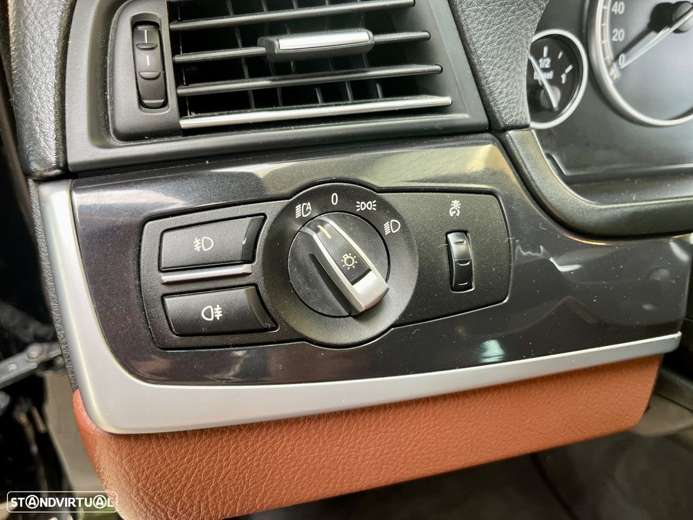 BMW 520 d Line Luxury Auto - 11