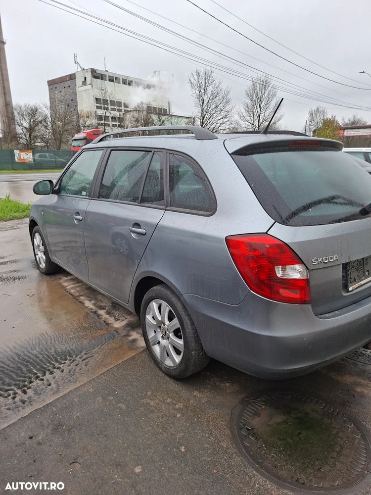 Skoda Fabia Combi 1.2 HTP Elegance - 5