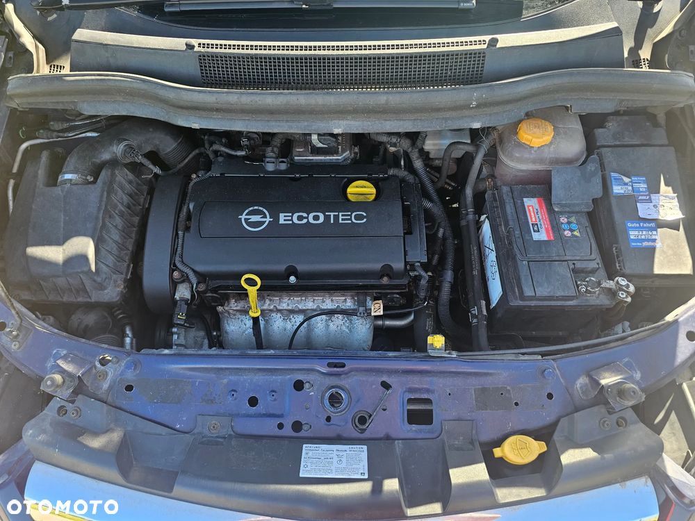 Opel Zafira 1.6 Cosmo - 30