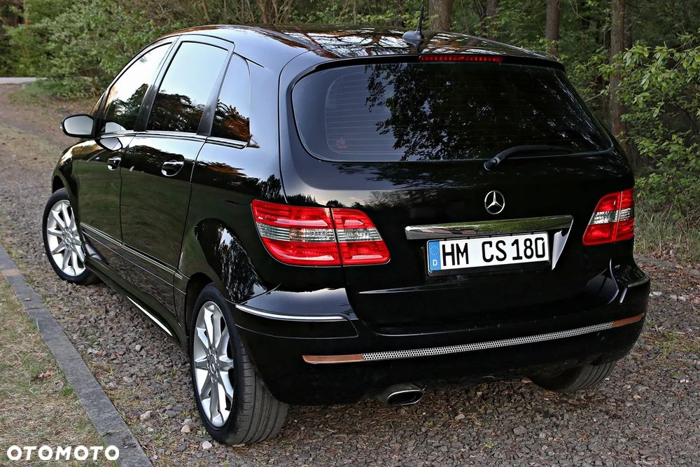 Mercedes-Benz Klasa B 200 Special Edition - 28