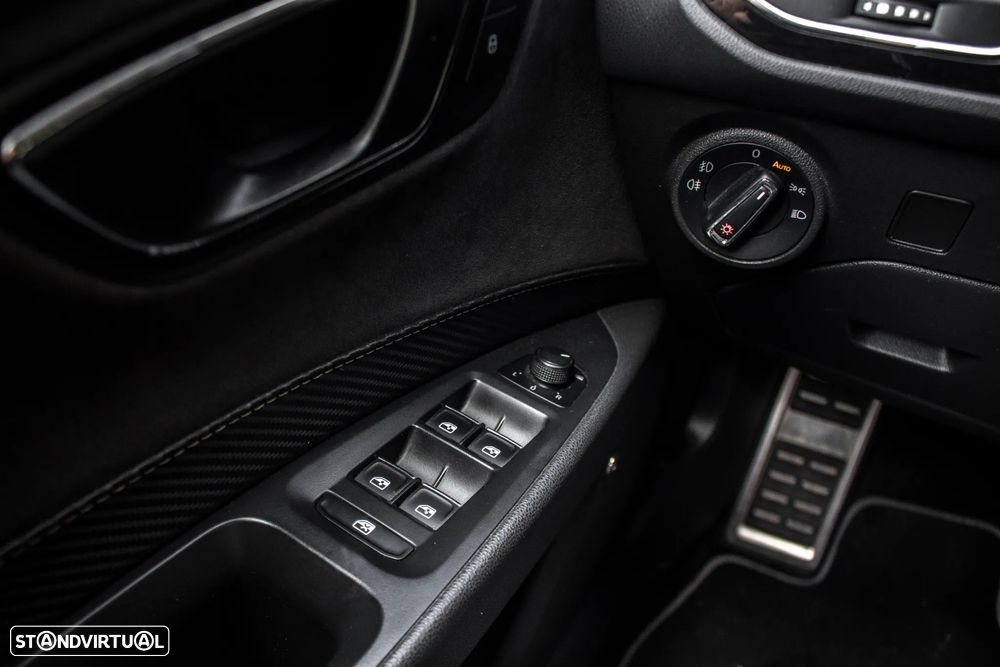 SEAT Leon ST 2.0 TSI Cupra DSG S/S - 19