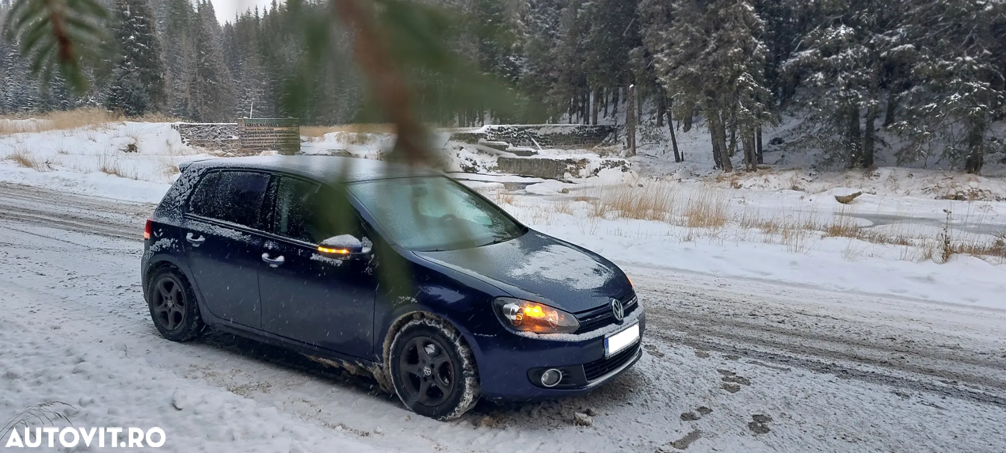 Volkswagen Golf 1.6 TDI DPF Highline - 19