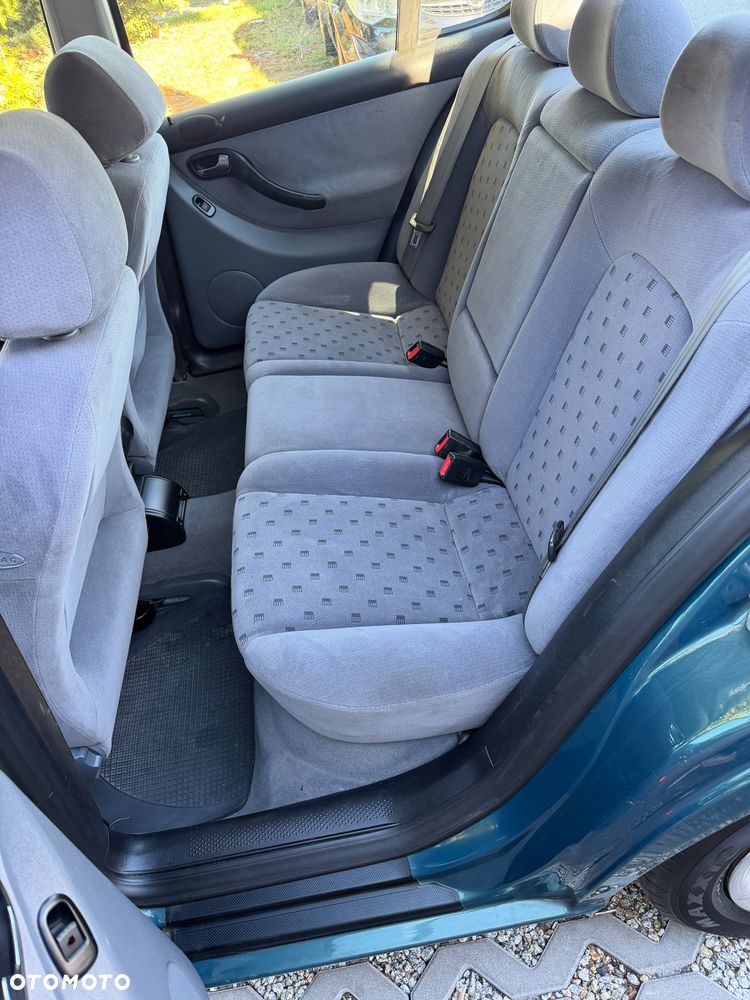 Seat Toledo 1.6 Stella - 11