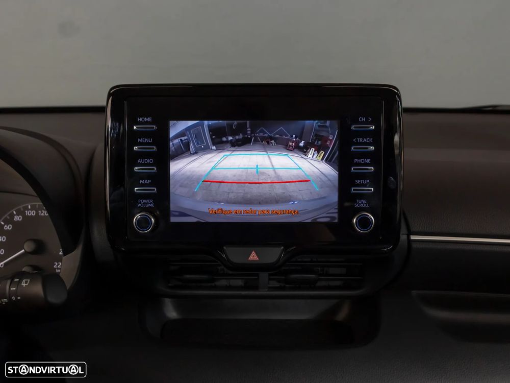 Toyota Yaris 1.5 HDF Comfort Plus - 28