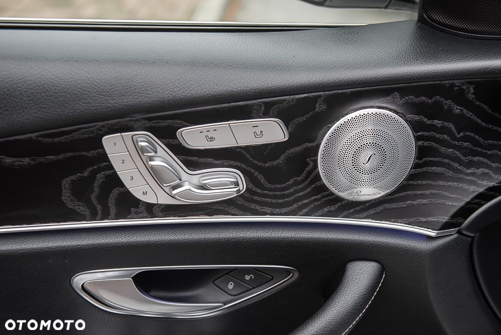 Mercedes-Benz Klasa E 220 d 4-Matic All-Terrain - 30