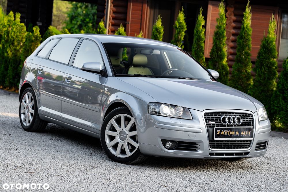 Audi A3 Sportback 2.0T FSI Ambition - 5