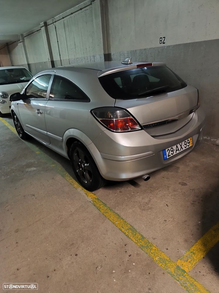 Opel Astra GTC 1.7 CDTI - 5