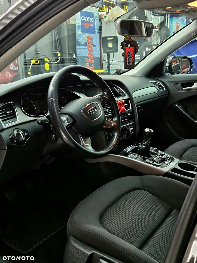 Audi A4 Limousine 2.0 TDI 112g DPF Attraction - 15