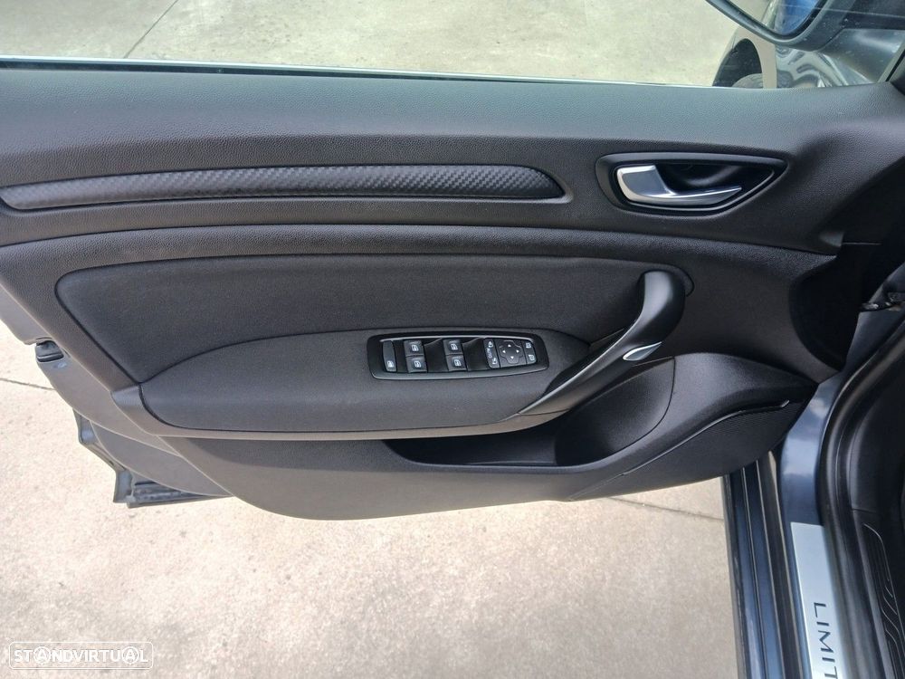Renault Mégane 1.5 Blue dCi Limited - 15