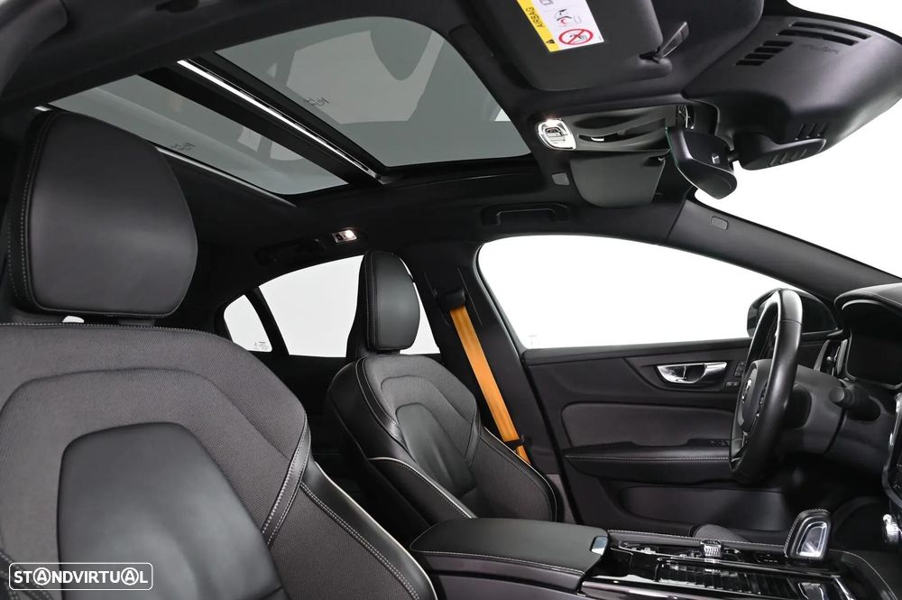Volvo S60 2.0 T8 PHEV Polestar AWD - 26