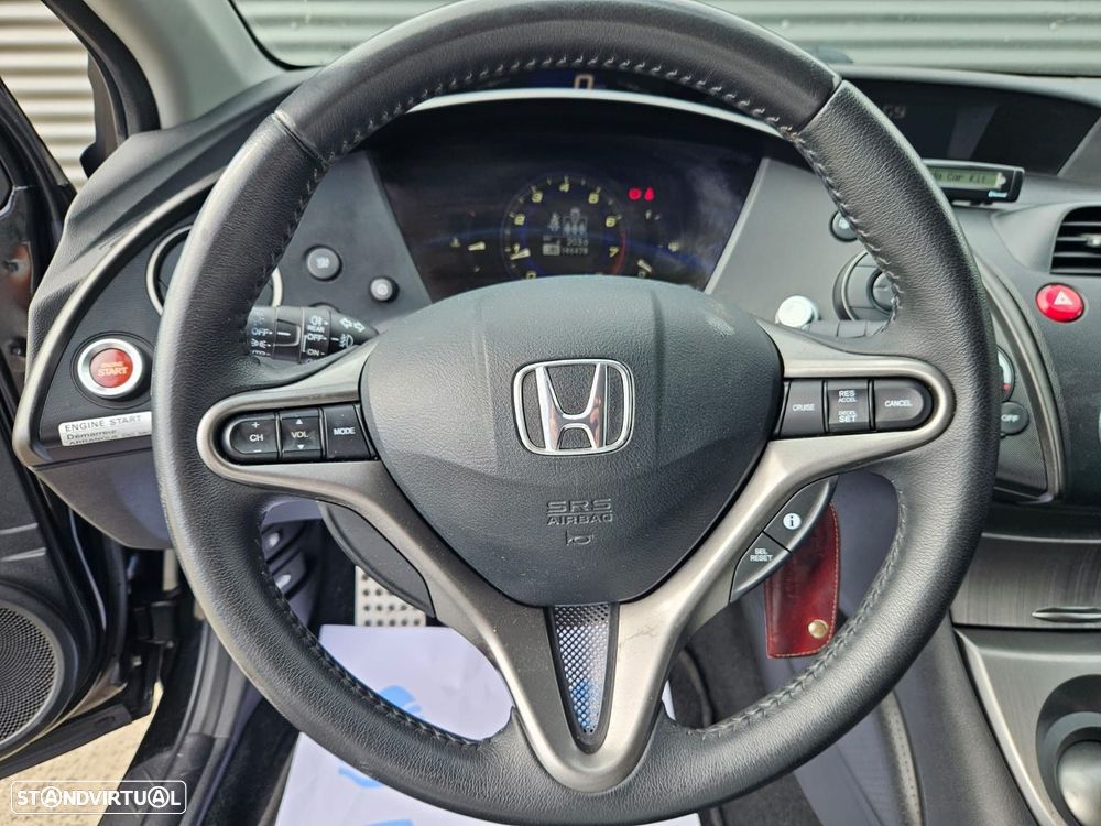 Honda Civic 1.4 i-VTEC Elegance - 17