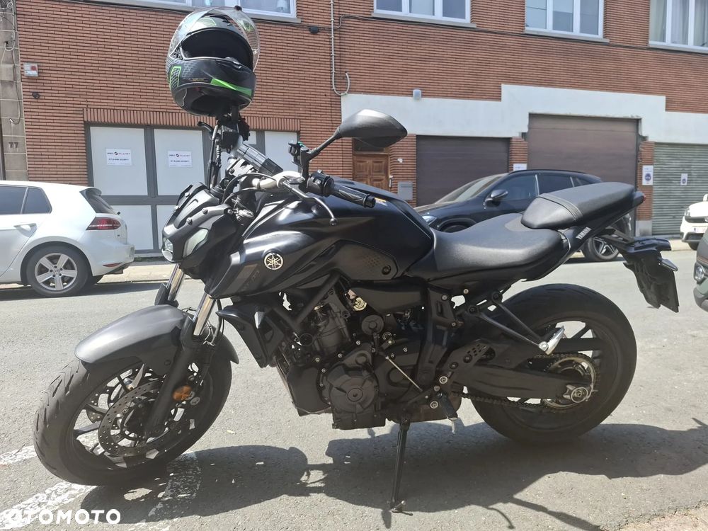 Yamaha MT - 2
