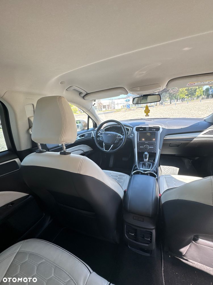 Ford Mondeo Vignale 2.0 TDCi PowerShift - 15