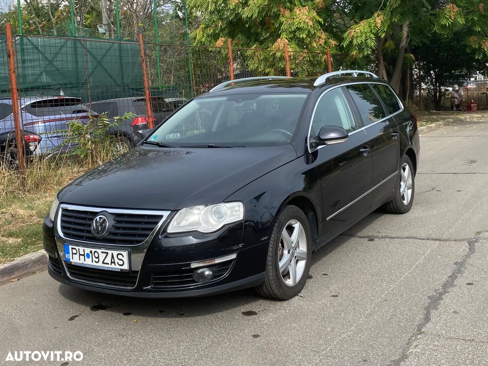 Volkswagen Passat - 1