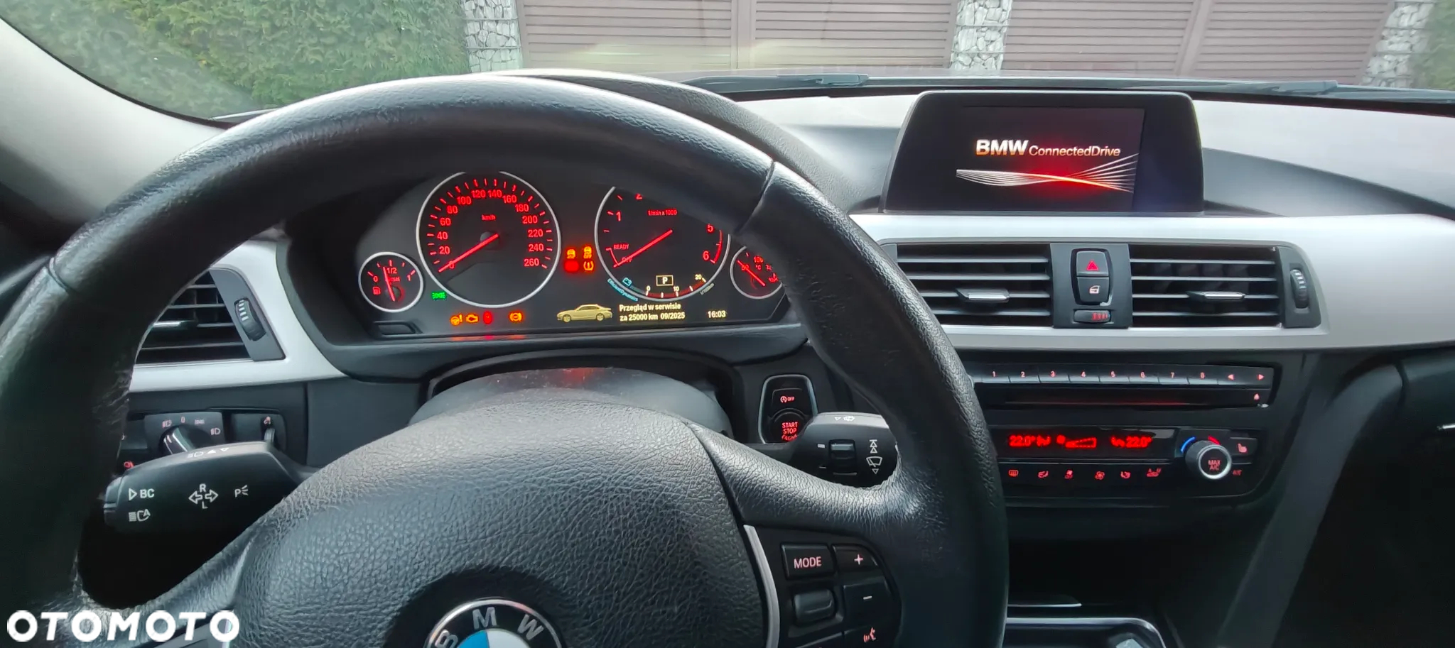 BMW Seria 3 318d - 10