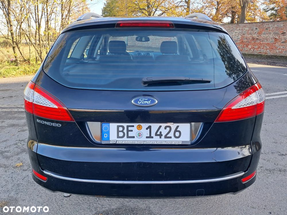 Ford Mondeo 2.0 Ghia - 6