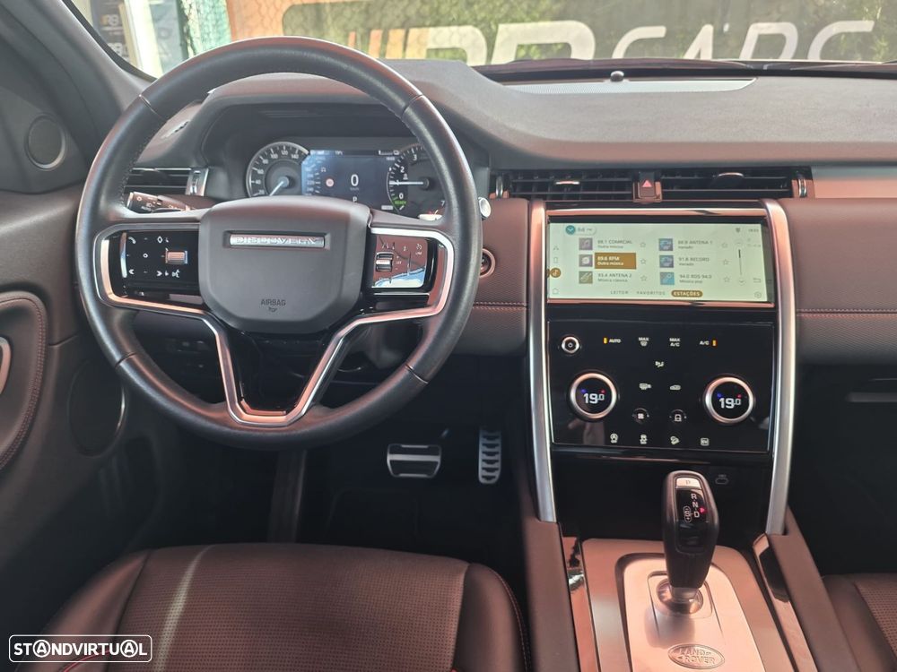Land Rover Discovery Sport 1.5 I3 P300e AWD R-Dynamic S - 12