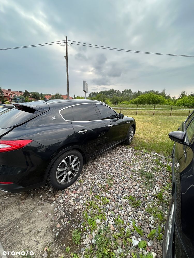Maserati Levante Standard - 10