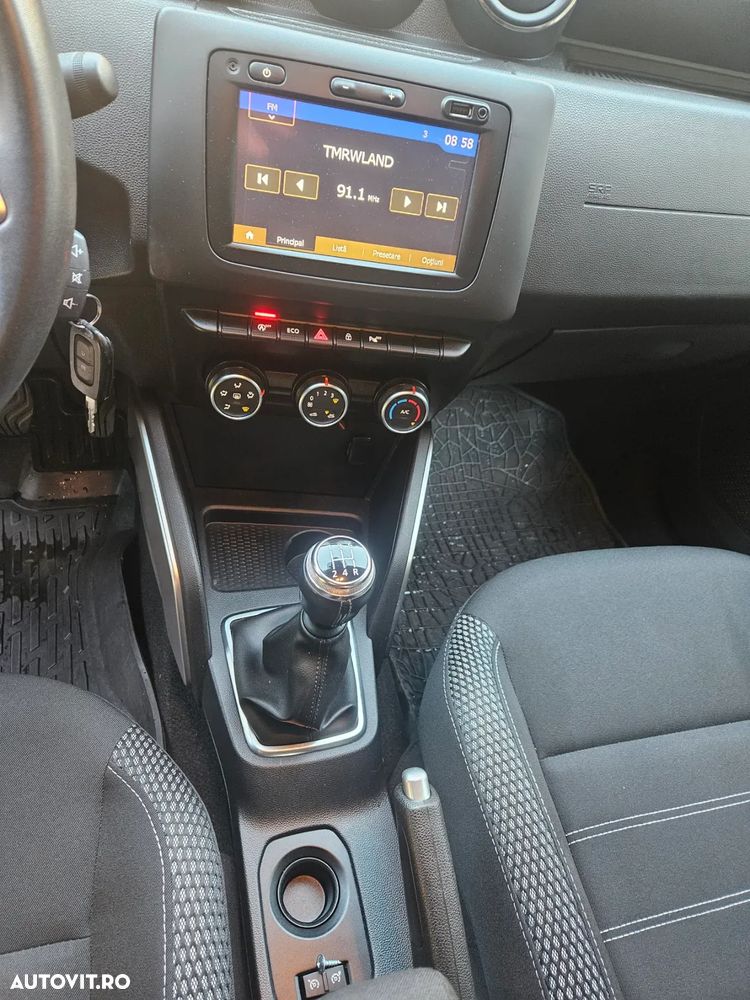Dacia Duster SCe 115 2WD Prestige - 8