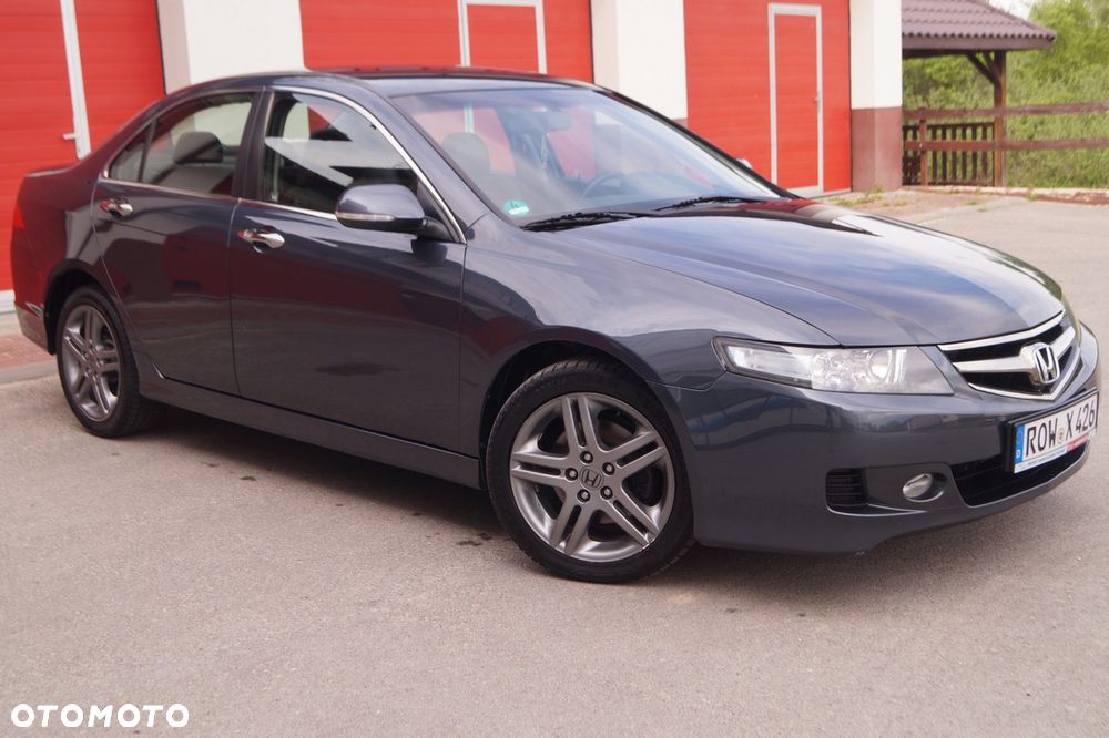 Honda Accord 2.0 i Sport - 8