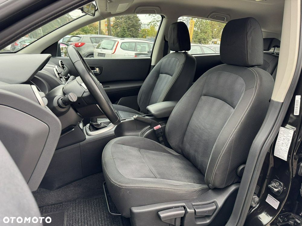 Nissan Qashqai - 24