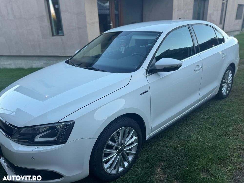 Volkswagen Jetta - 3